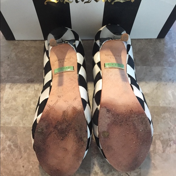 LAMB heels - Picture 6 of 12